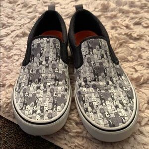 Dog pattern shoes